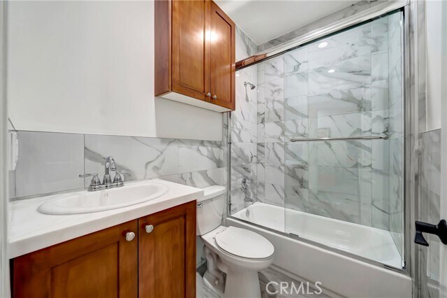 Building Photo - 1101 N Maclay Ave