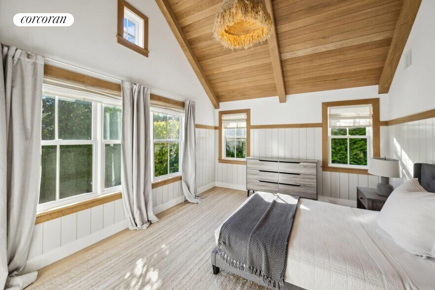 Building Photo - 97 Dayton Ln