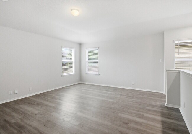 Building Photo - 6407 Kendall Cv