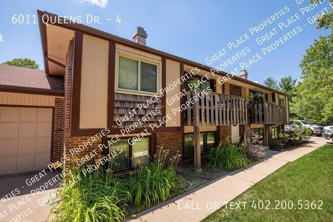 Building Photo - 6011 Queens Dr