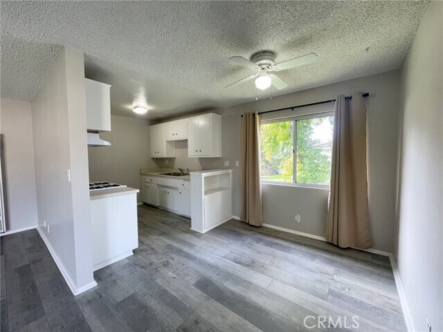 Primary Photo - 434 N Terry Way