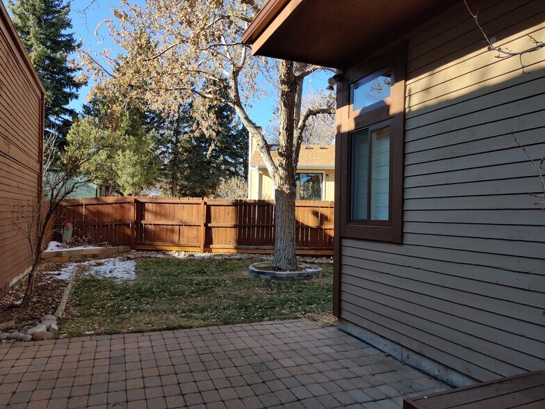 Building Photo - 16211 E Princeton Cir