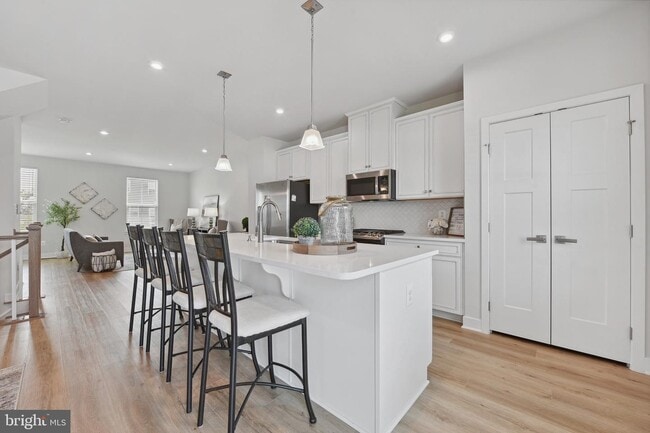 Building Photo - 46344 Mount Kellogg Ter