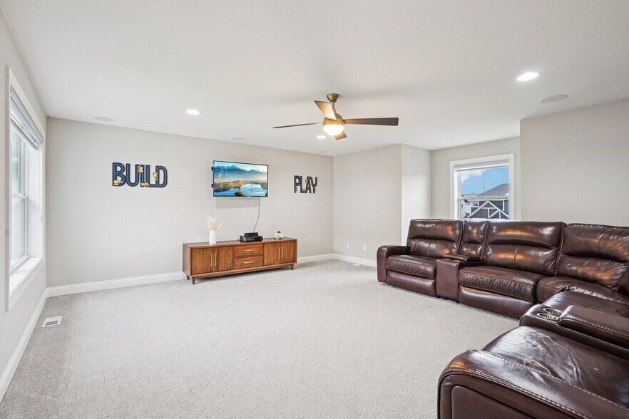 Building Photo - 4386 Arbor Dr