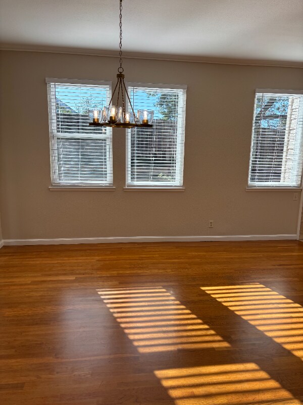 Building Photo - 242 N San Pedro Rd