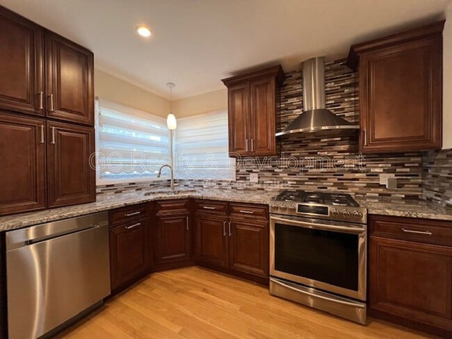 Building Photo - 8931 N Merrill St