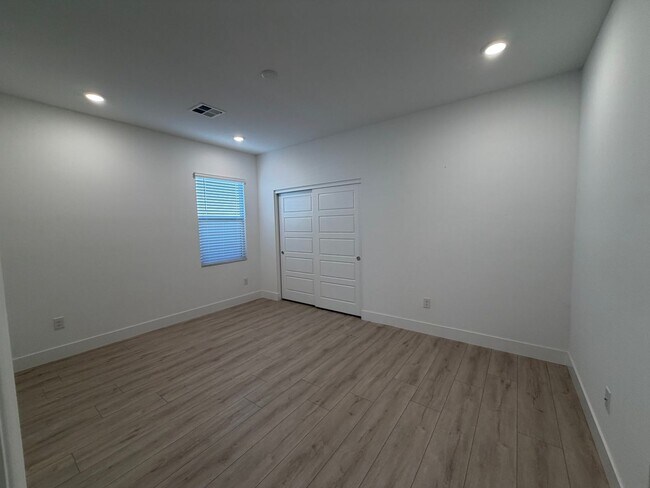 Building Photo - Stunning Build! Upgraded 3-Bed Home w/ 3-C...