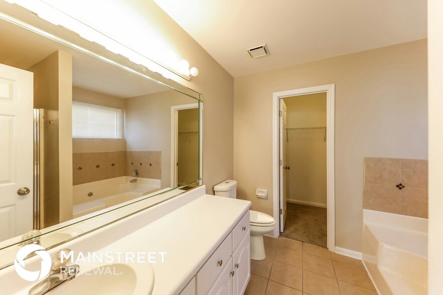 Building Photo - 1220 Riverford Dr
