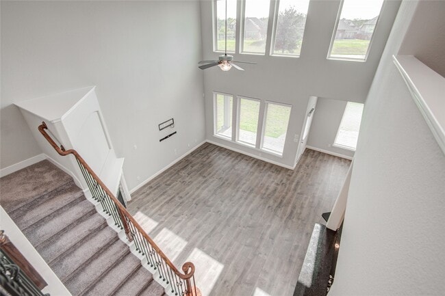 Building Photo - 12816 Oak Fls Dr