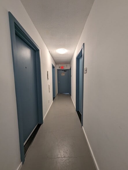 Interior Photo - 1811 Tamarind Apartments
