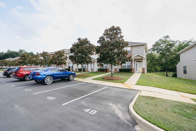 Building Photo - 3400 Old Bainbridge Rd