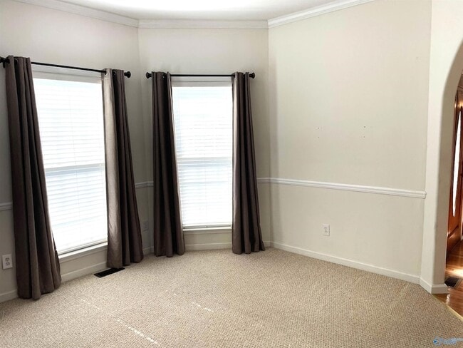 Building Photo - 106 Matilda Dr