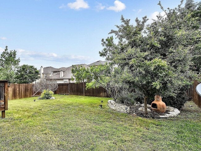 Building Photo - 1435 Sparrow Song