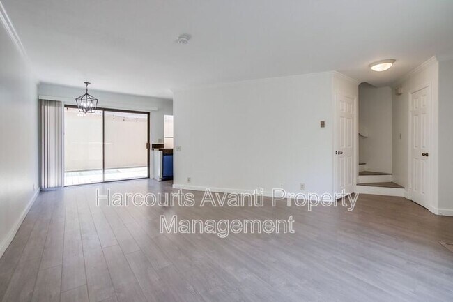 Building Photo - 3268 Via Marin