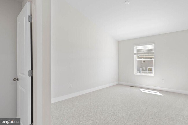 Building Photo - 29413 Oxford Dr