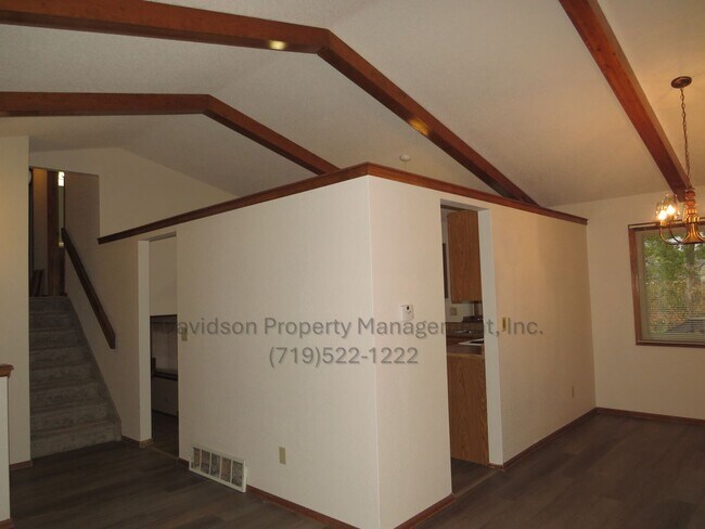 Building Photo - Charming 3 Bedroom House in the Briargate ...