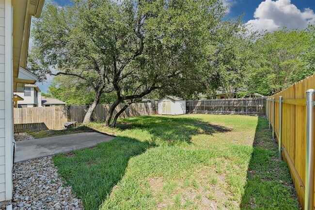 Building Photo - 8416 Alvin High Ln
