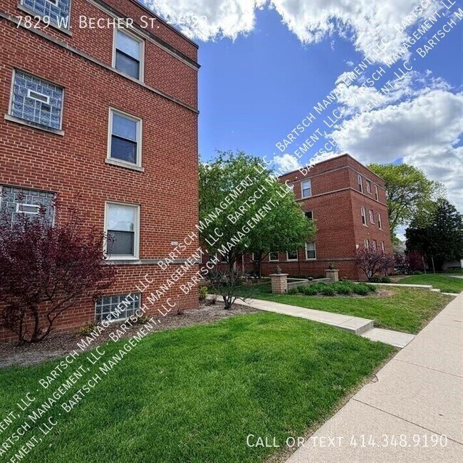 Building Photo - 7829 W Becher St