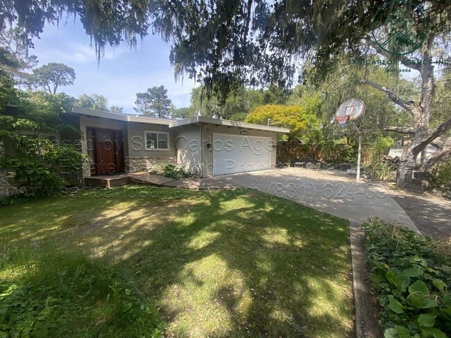 Building Photo - Spacious Three Bedroom Home in Carmel Hill...