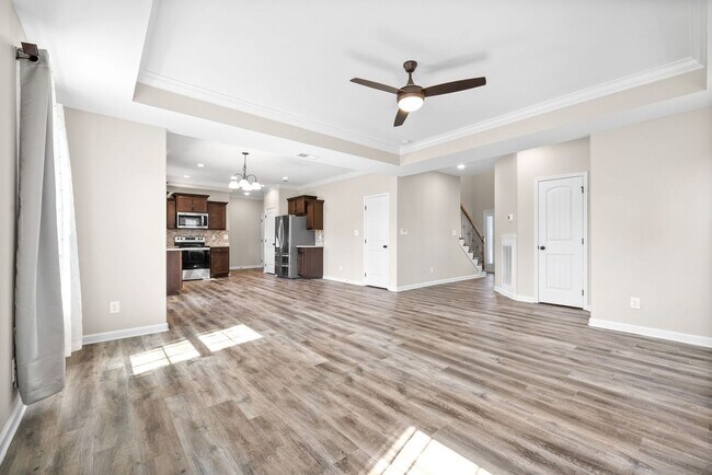 Building Photo - 205 Elwell Rd