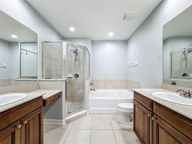 Building Photo - 3805 Messina Dr