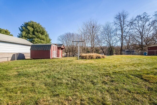 Building Photo - 1807 Orchard Ln