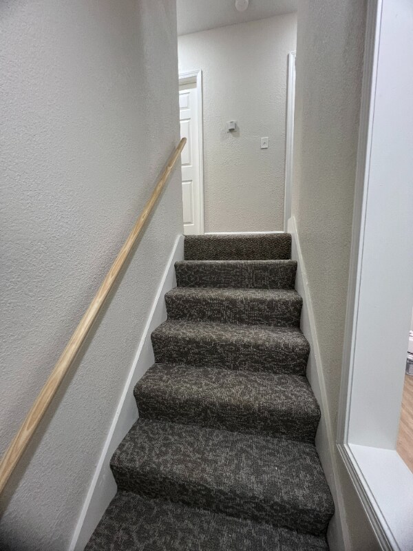 Building Photo - 3029 Woodland Ave