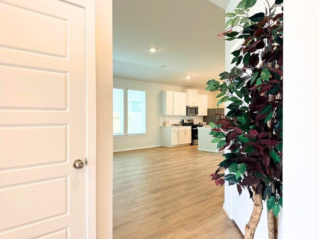 Building Photo - 16246 Parish Pointe Ct