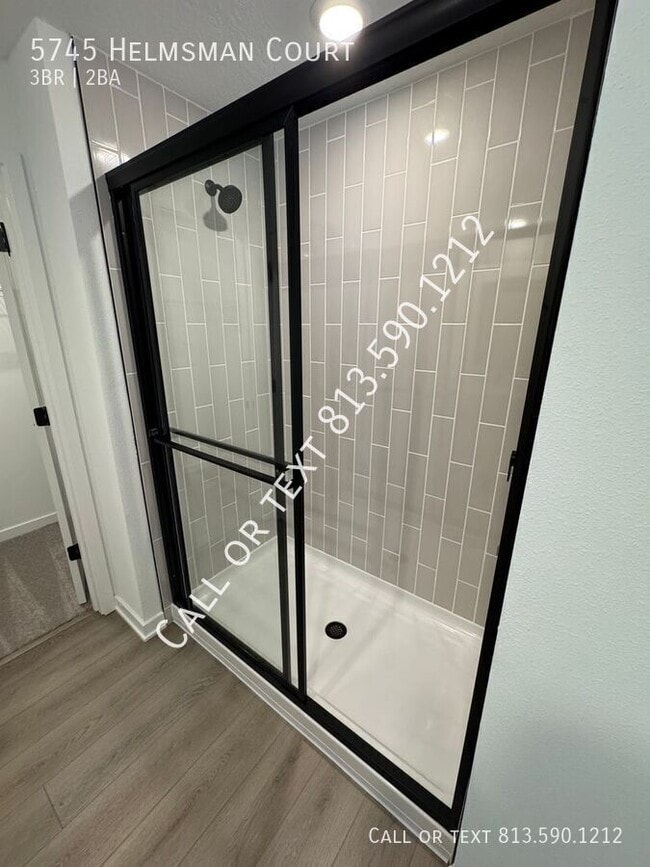 Building Photo - 5745 Helmsman Ct
