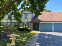 Building Photo - 1588 Burr Oak Ct