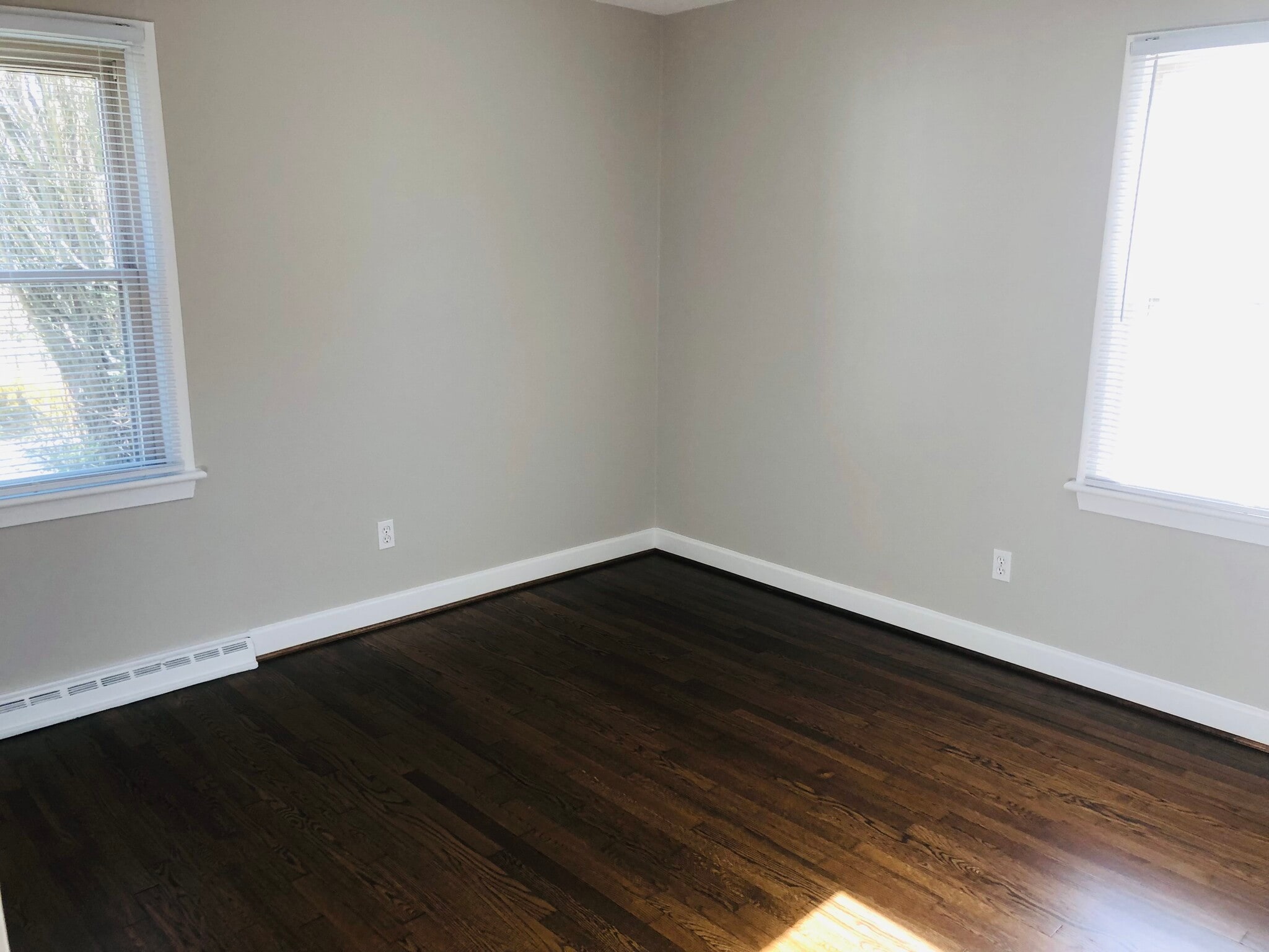 Building Photo - 1509 Peachtree Dr