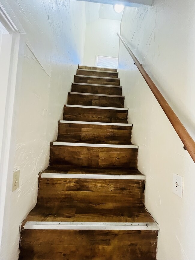 Building Photo - 602 North Blvd