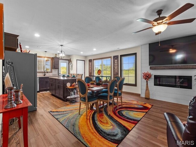 Building Photo - 3713 Justine Drive