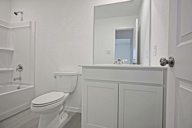 Building Photo - 3817 Low Tide