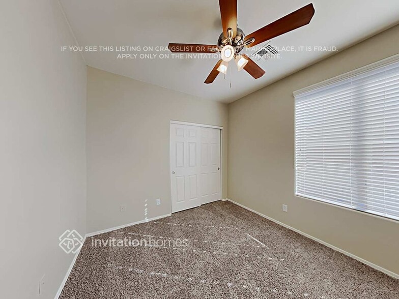 Building Photo - 2813 S 101st Ave