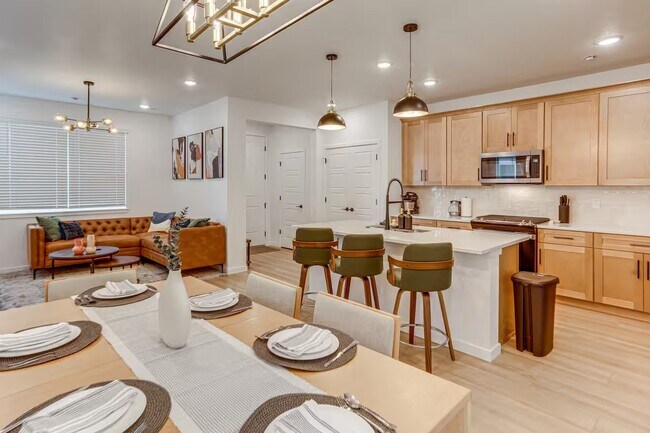 Building Photo - 21176 E 62nd Dr