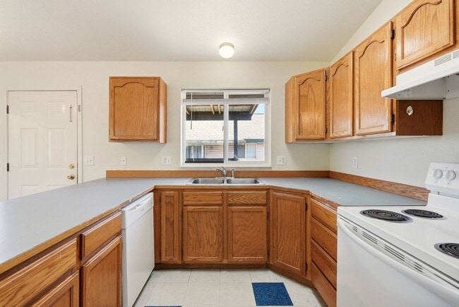 Building Photo - 3442 W Lilac Ct