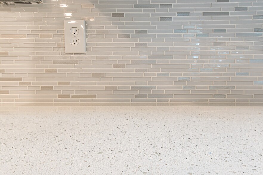 Glass tile backsplash - 1393 Westview Dr SW