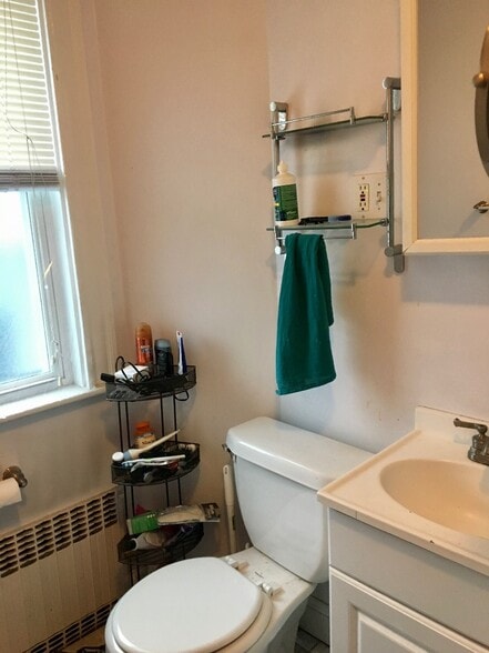 Building Photo - 91 Wallingford Rd