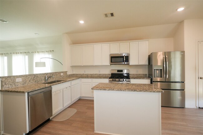 Building Photo - 8446 Manta Ray Dr