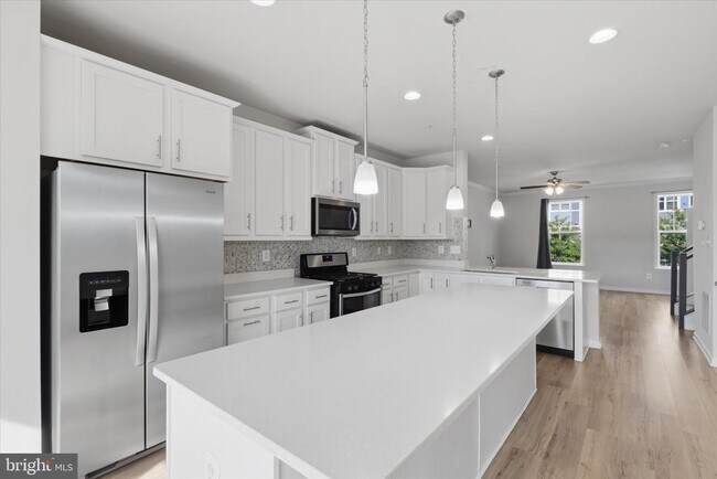 Building Photo - 5818 Imperial Dr