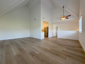 Building Photo - Alhambra Dr