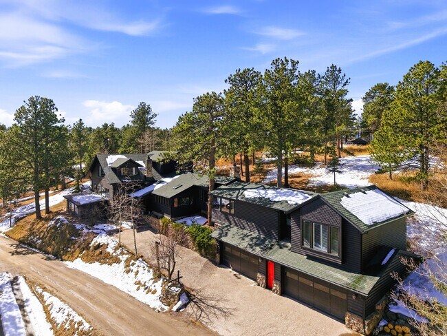 Building Photo - 499 Pine Song Trail