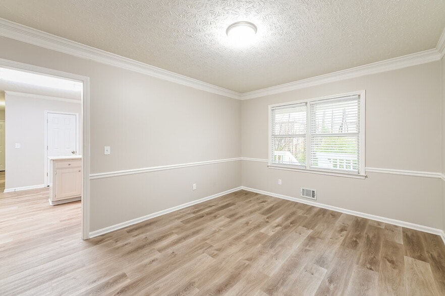 Building Photo - 1071 Cedar Bluff Trail SW