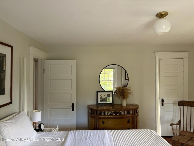Building Photo - 590 NY-23B