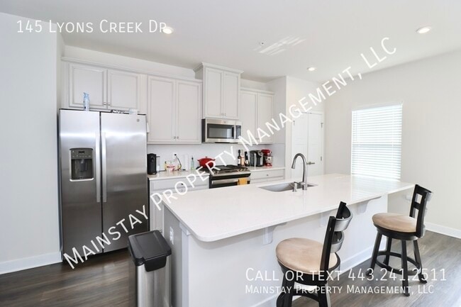 Building Photo - 145 Lyons Crk Dr