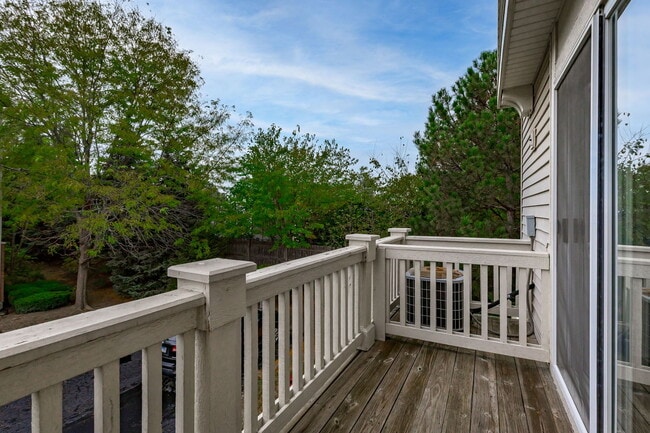 Building Photo - 758 Hanbury Dr