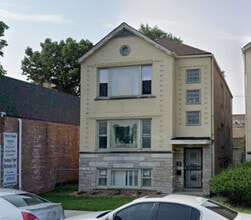 Building Photo - 2823 W 71st St