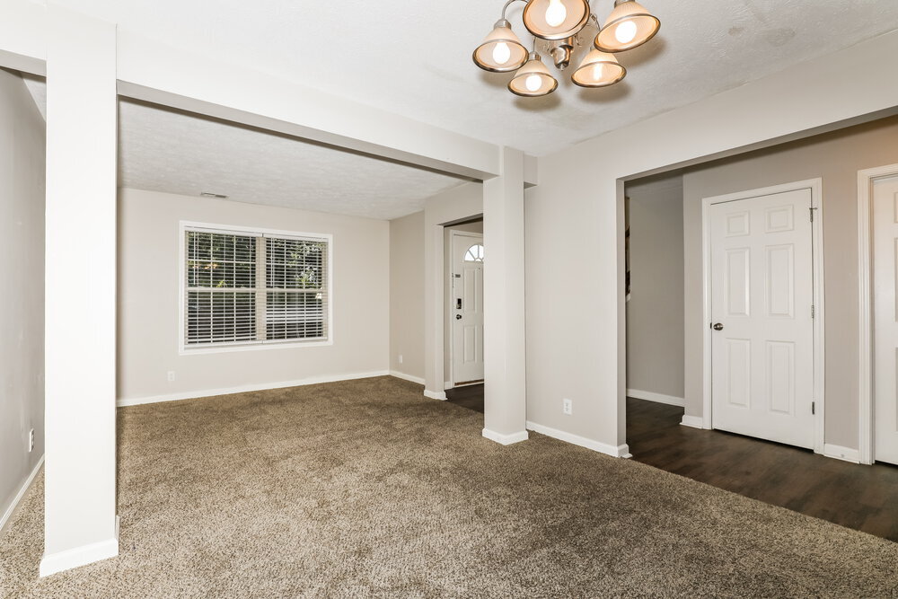 Building Photo - 5287 Ivy Hill Dr