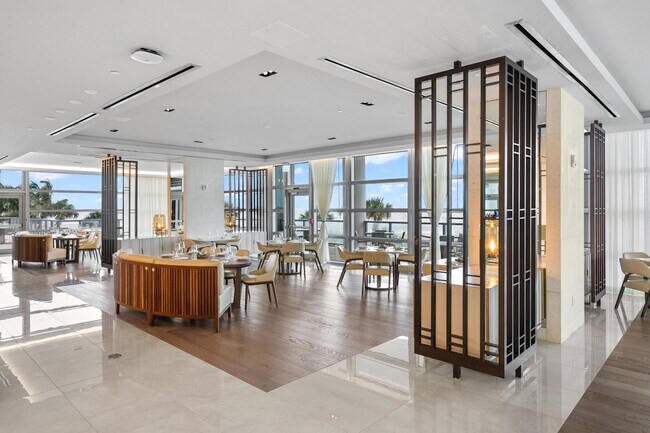 Building Photo - 3100 N Ocean Dr